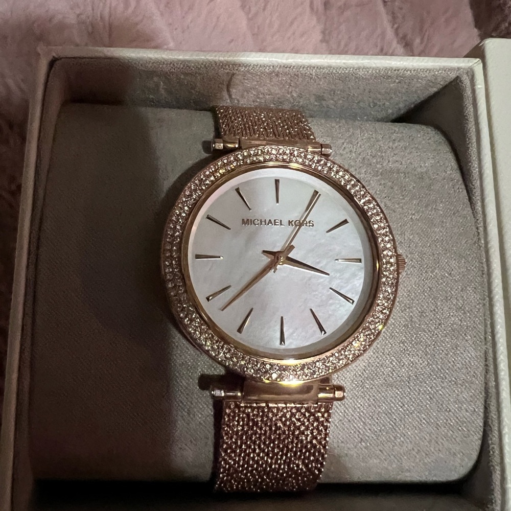 Michael Kors rose gold watch